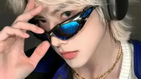 谢丽君成中超历史首名女裁判，执裁海港对阵泰山次席助理执法